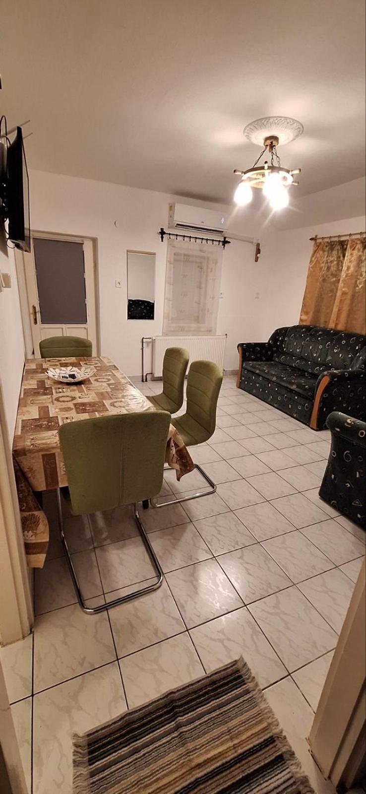 Apartamento Benitta Vendégház Hajdúszoboszló Exterior foto